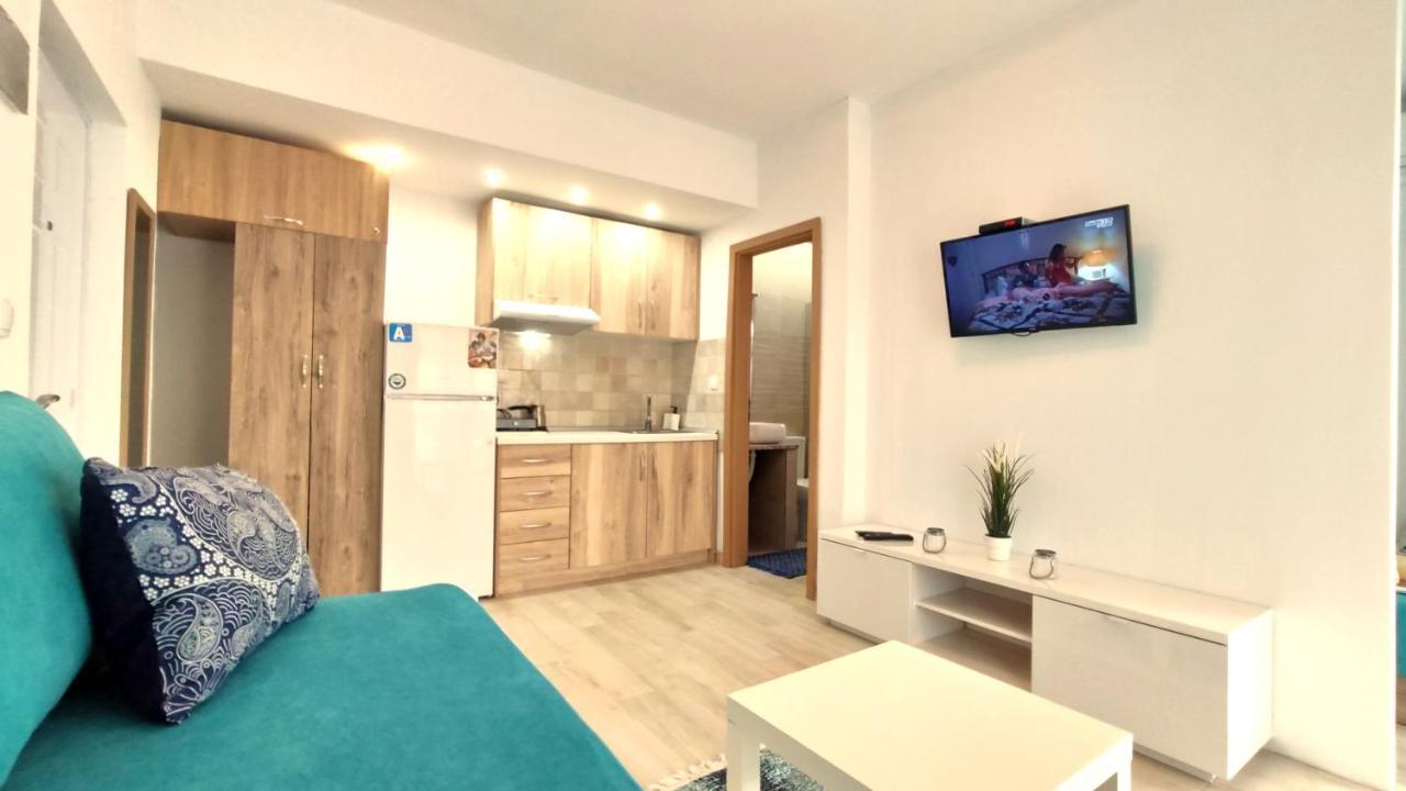 Sea Star Apartments Kallikratia Nea Kallikrateia Ngoại thất bức ảnh