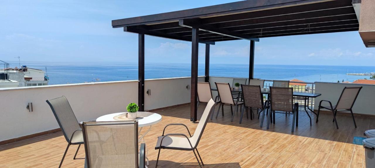 Sea Star Apartments Kallikratia Nea Kallikrateia Ngoại thất bức ảnh